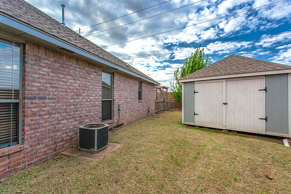 38_Exterior