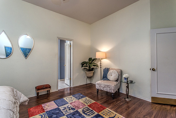 17_Master Bedroom