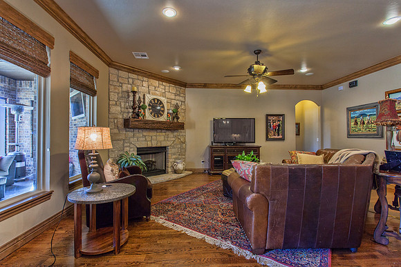 18_Living Room