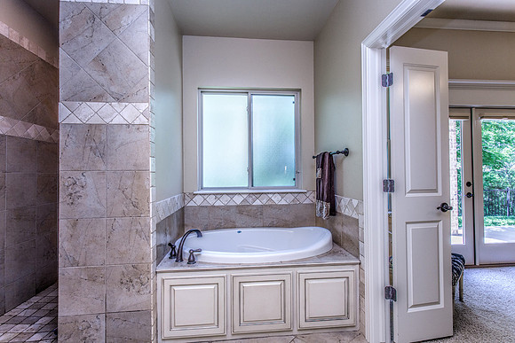 34_Master Bathroom