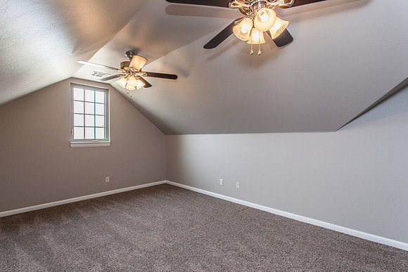 36_Upstairs Bonus Room