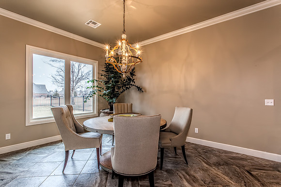 11_Dining Room