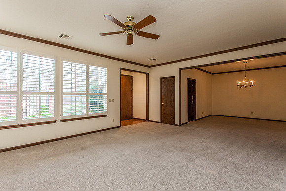 20_Living Room
