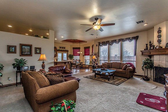 11_Living Room