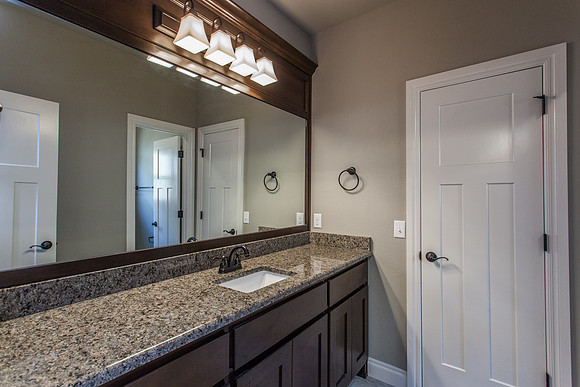39_Bathroom
