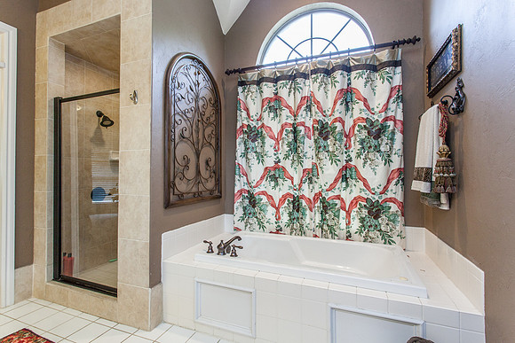 34_Master Bathroom