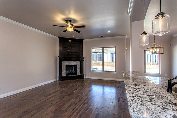 06_Living Room