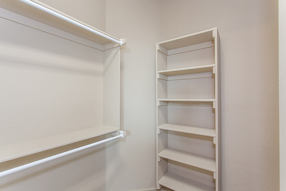 29_Bedroom, Closet, Master