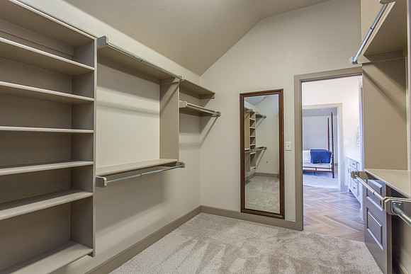 Master Bedroom Closet