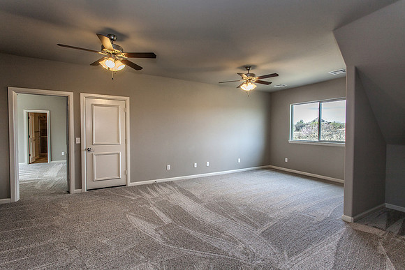 45_Family Room