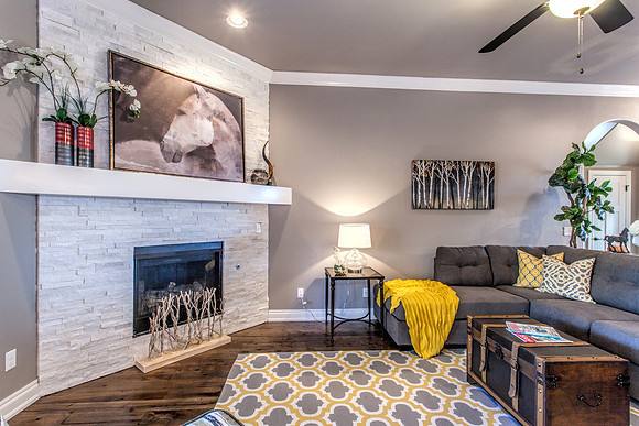 11_Living Room
