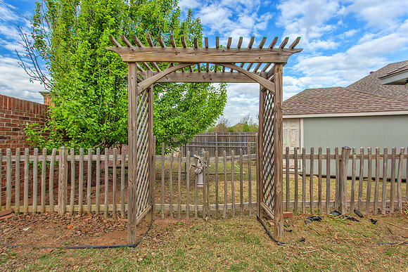 37_Exterior