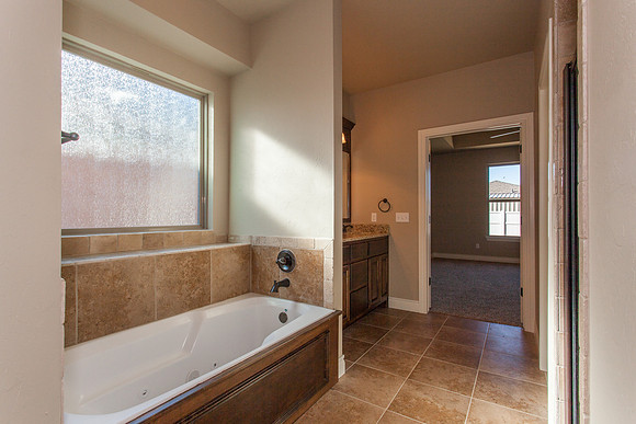 26_Bathroom, Master