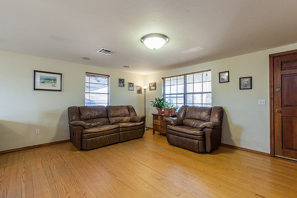 Livng Room