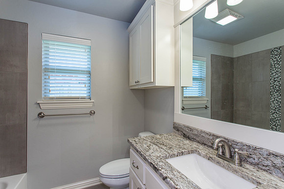 Bathrooom