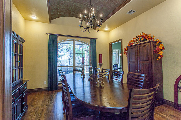 21_Dining Room
