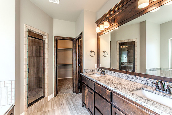 24_Master Bathroom