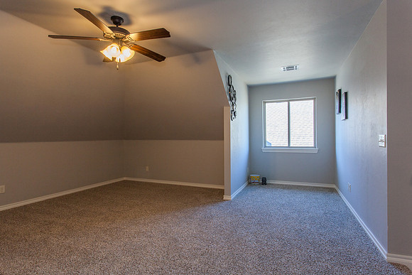 23_Bedroom