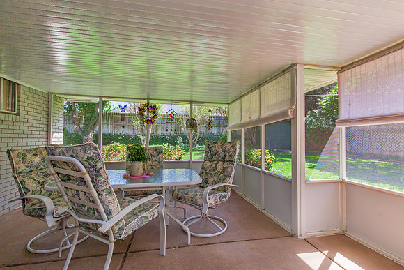Screened Porch