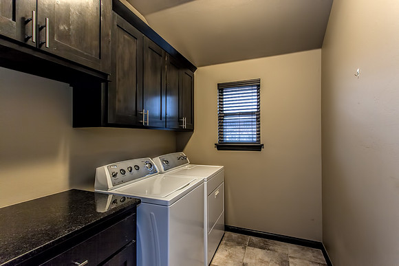 14_Laundry Room