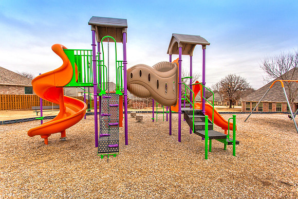 04_Neighborhood Playground