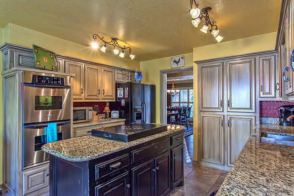 525 Realty
