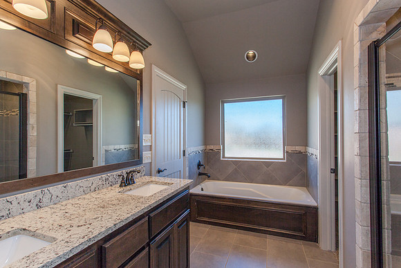 26_Bathroom, Master