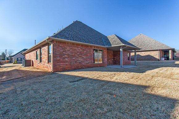 28_Exterior