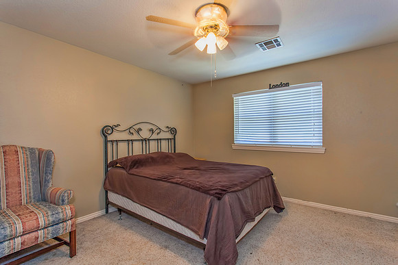 525 Realty