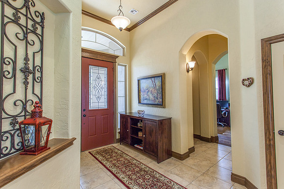 08_Entryway