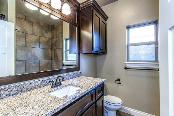 24_Bathroom