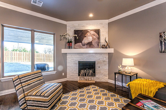 10_Living Room