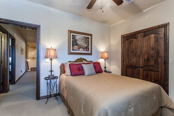 32_Bedroom