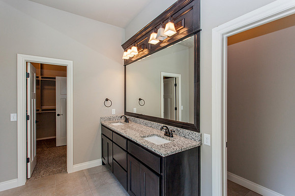 23_Master Bathroom