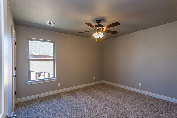 18_Bedroom
