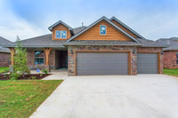 4712 Limestone, Mustang