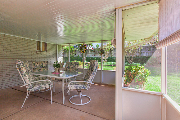 Screened Porch