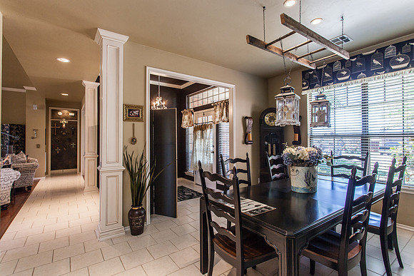 10_Dining Room