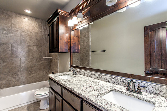 17_Bathroom