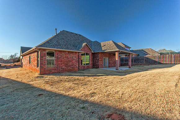 26_Exterior