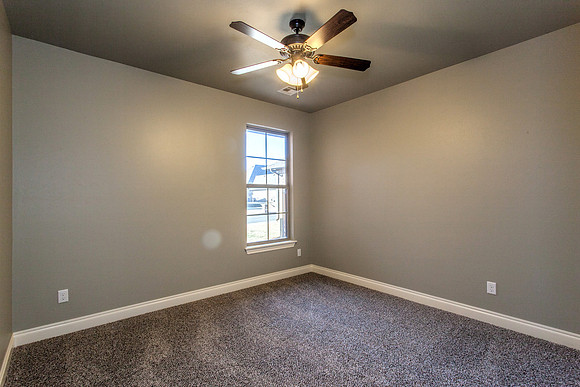18_Bedroom