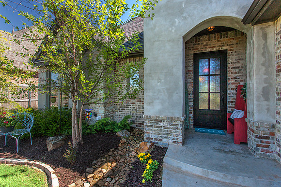 Krista Lusey - 525 Realty - 405-409-4000 - krista@lusey.com