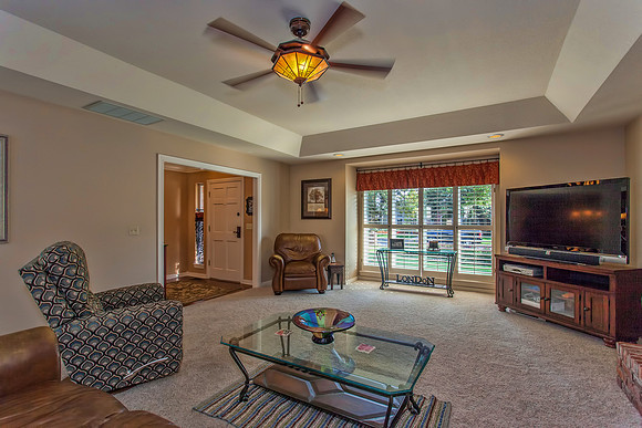 525 Realty