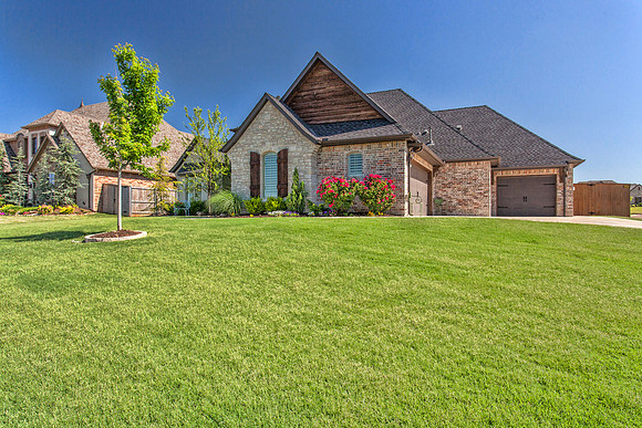 Krista Lusey - 525 Realty - 405-409-4000 - krista@lusey.com