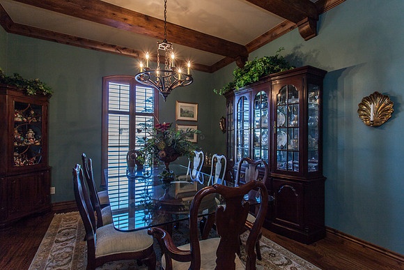 11_Dining Room