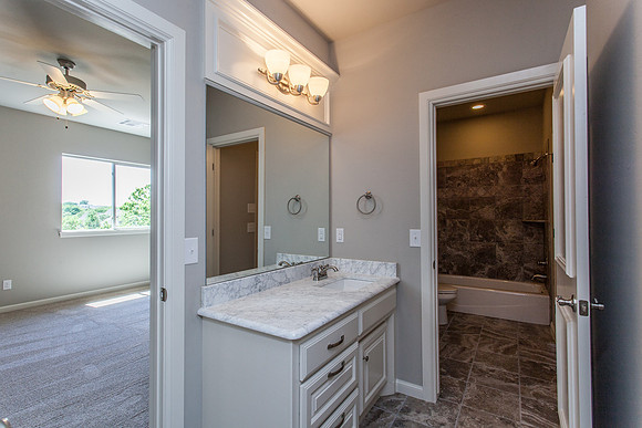 40_Bathroom