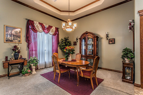 06_Dining Room