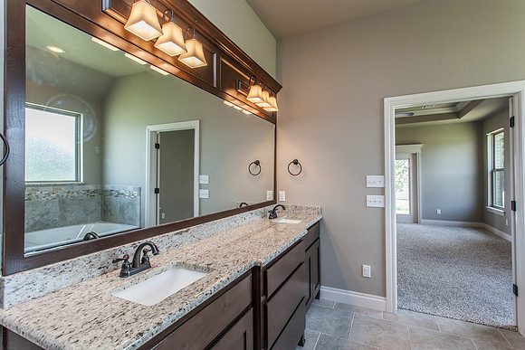 26_Master Bathroom