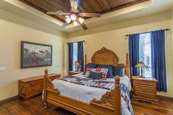 13_Bedroom, Master