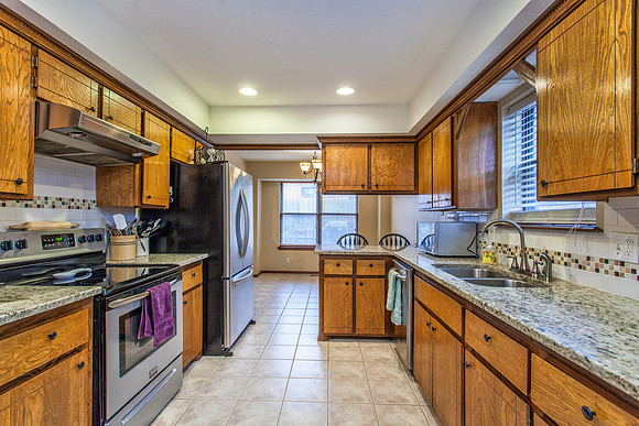 11_Kitchen